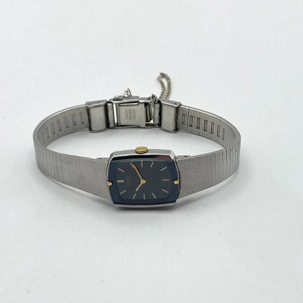 Vintage Seiko Women's Watch Tank 17mm Silver Tone 1400-8500 New Battery 6.25